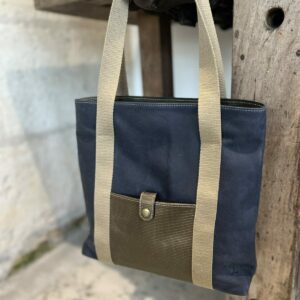 sac-cabas-cuir-velours-bleu-et-cuir-doré